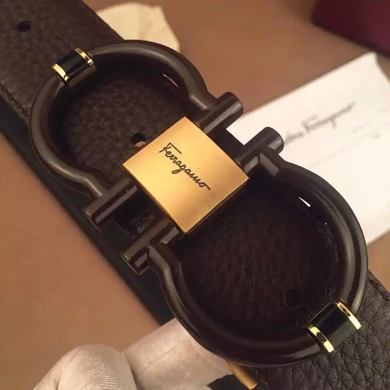 Salvatore Ferragamo s Belte 1905BL0376