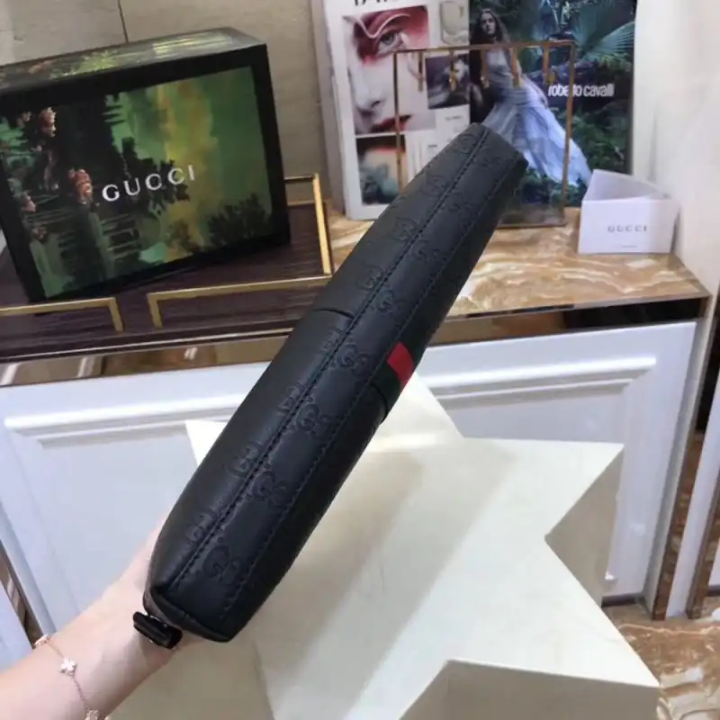 G*u*i bags 1910bb0016