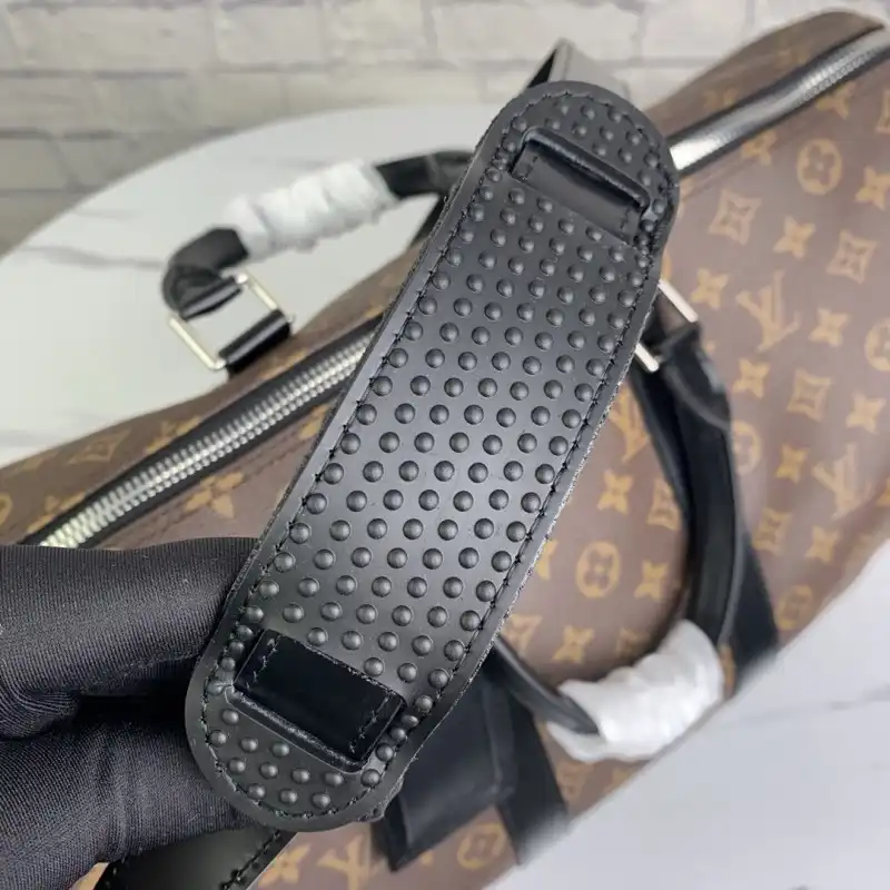 LV Bags 1911B570010
