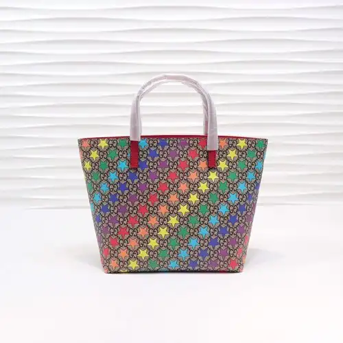 G*u*i bags 19b57g0102