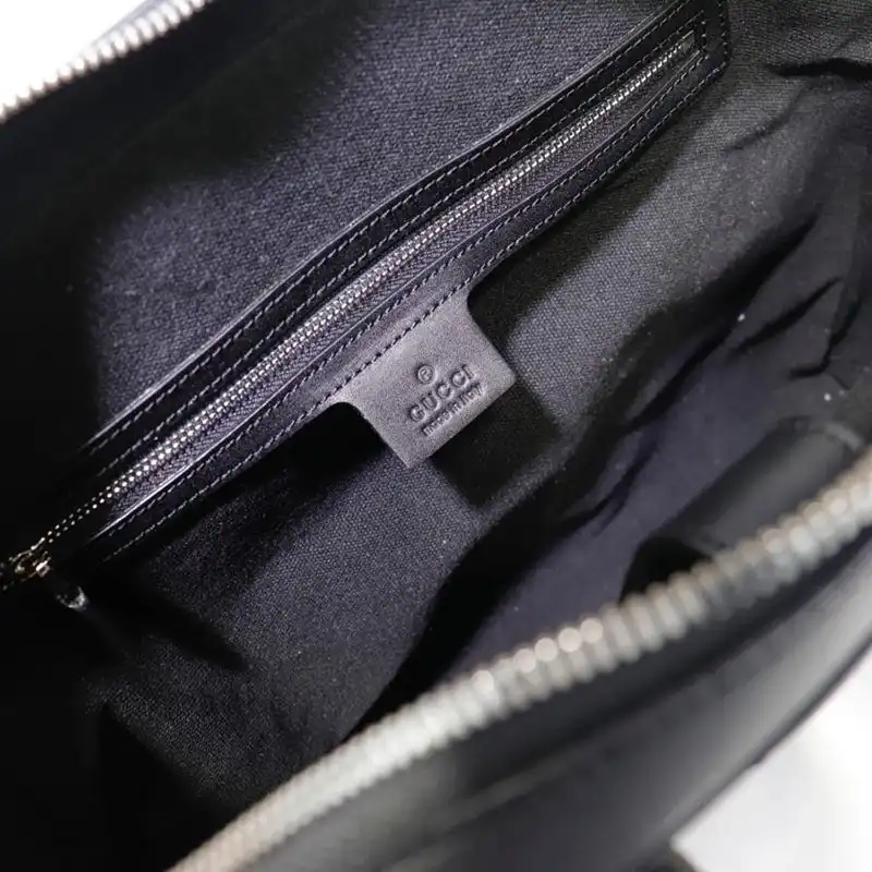 G*u*i briefcases 19gm0020