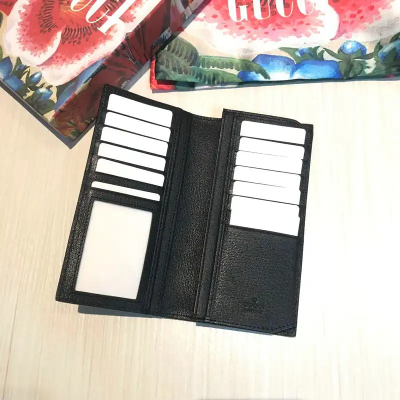 G*u*i bags 20guc0099