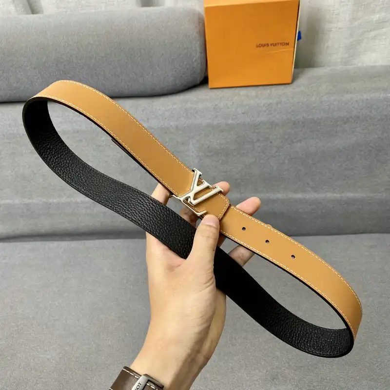 LV Belts 2102SH0056