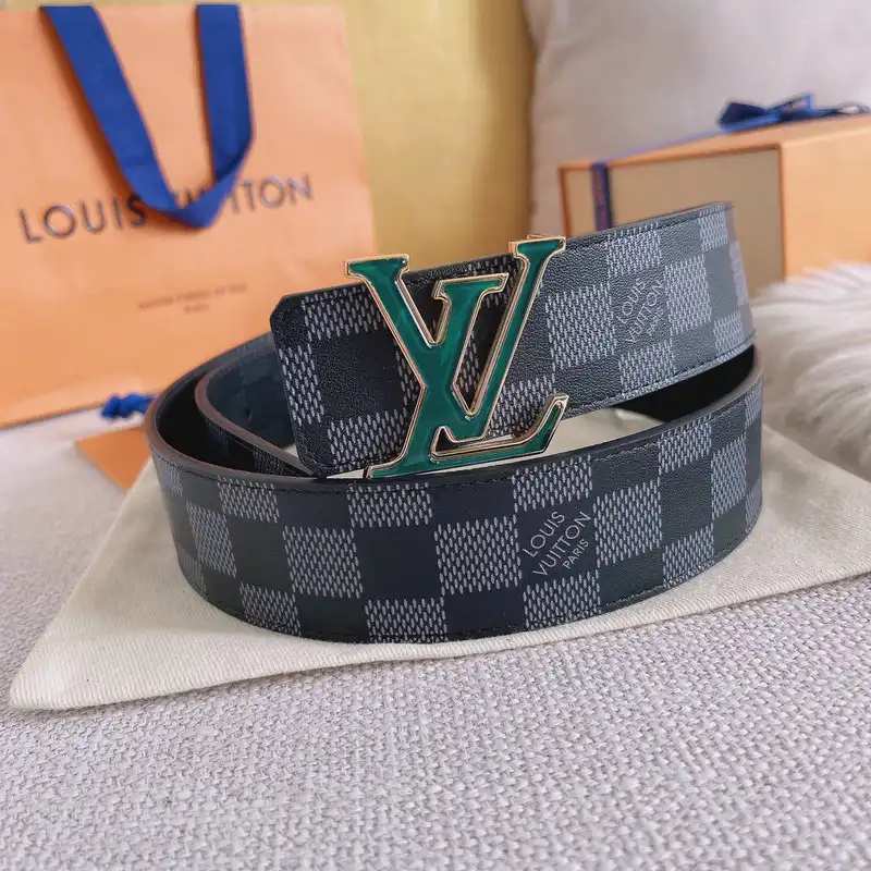 LV Belts 2106XA0168