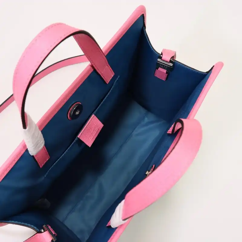 G*u*i bags 2107ya0105