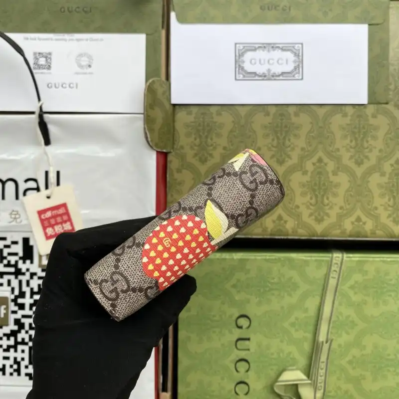 G*u*i s bags 2108ya0080