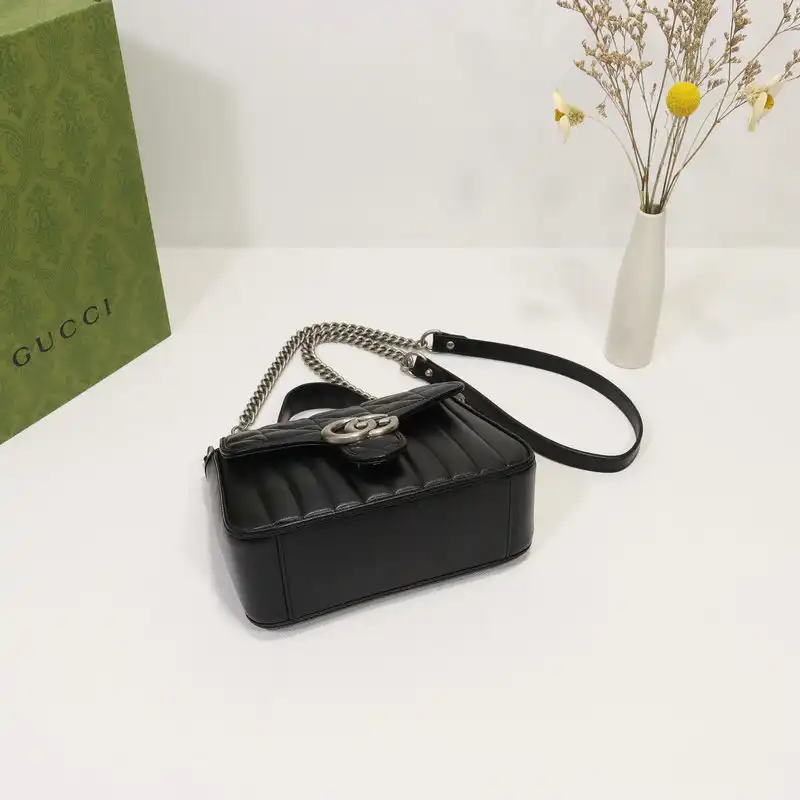 G*u*i bag 2112dj0006