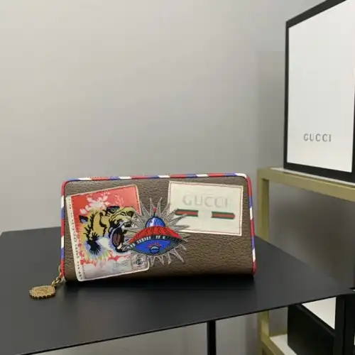 G*u*i bags 2112dj0072