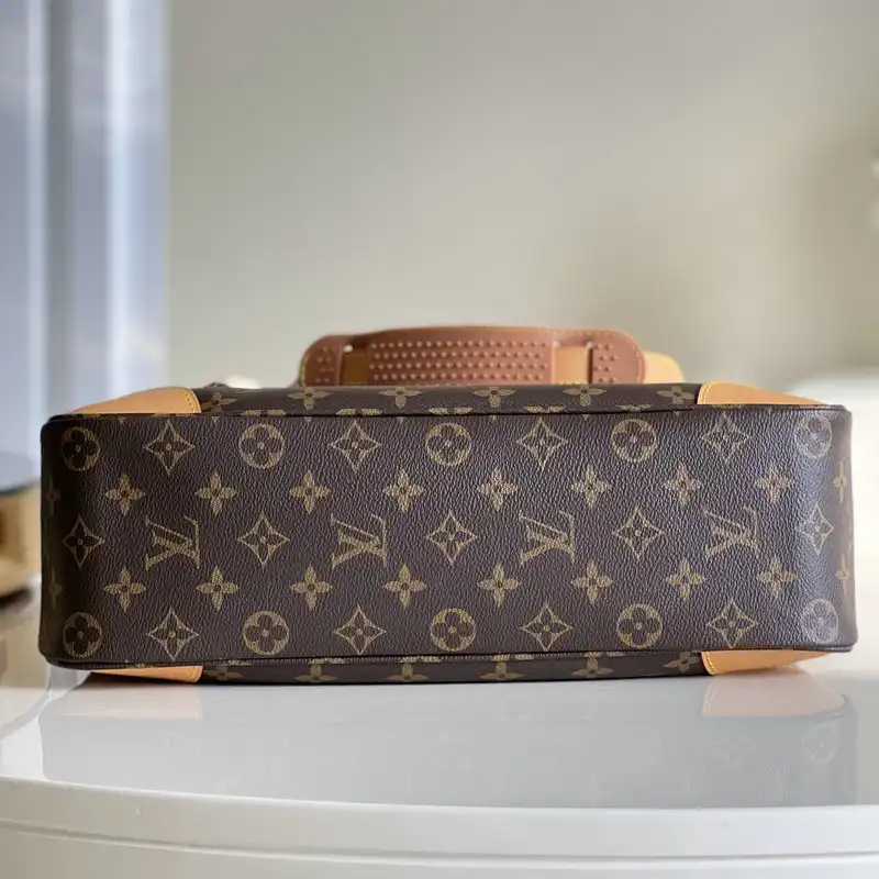 LV Bag 2112FY0044