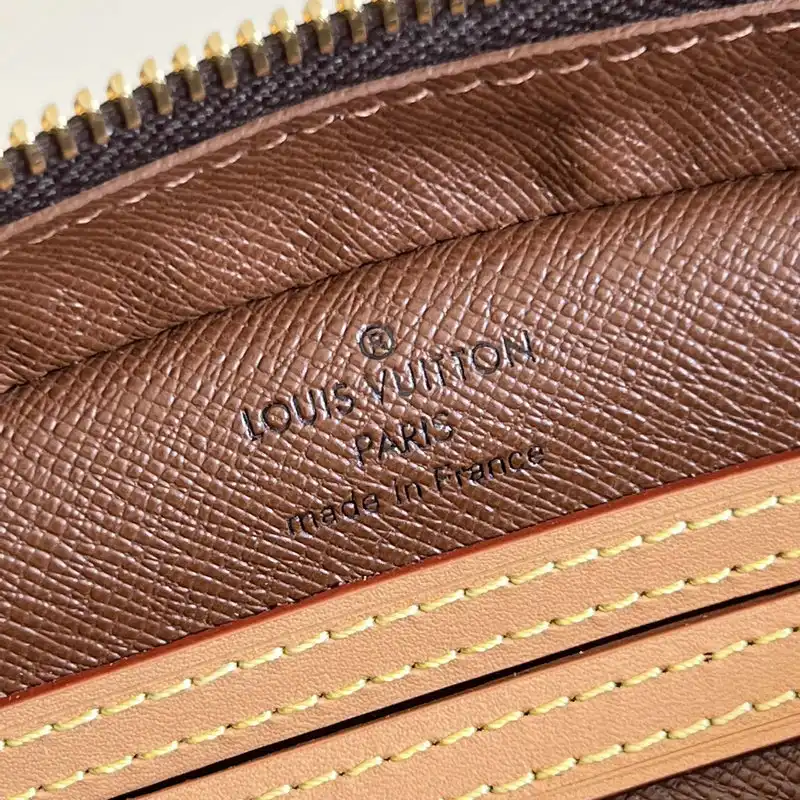 G*u*i bag 2112ya0047