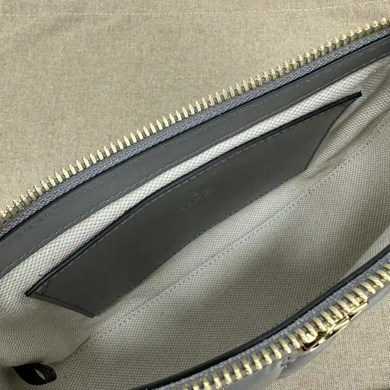 G*u*i bag 2301ya0020