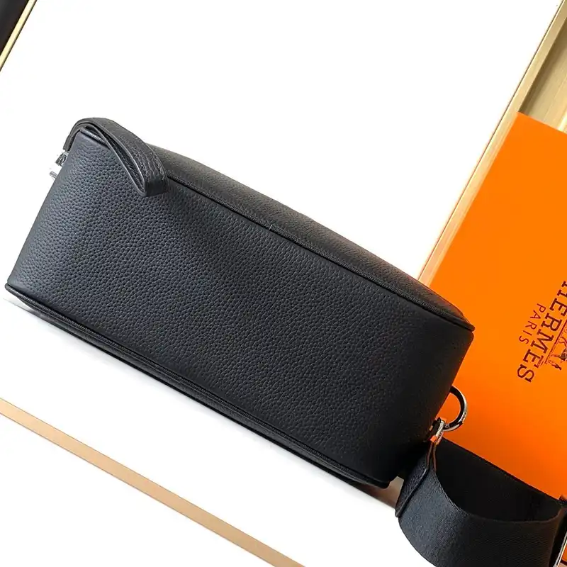 Hermès Bag 2309YA0180