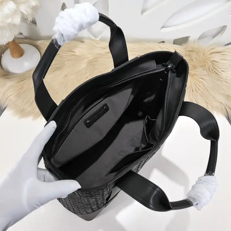 Bottega Veneta Bags 2411YA0053