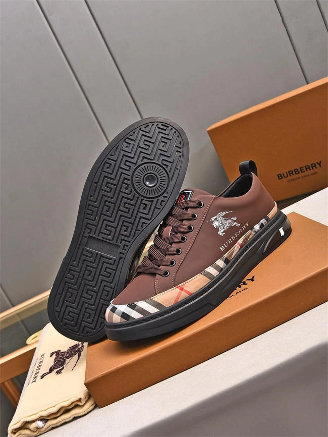 ComfortFit Burberry Sneaker 2623