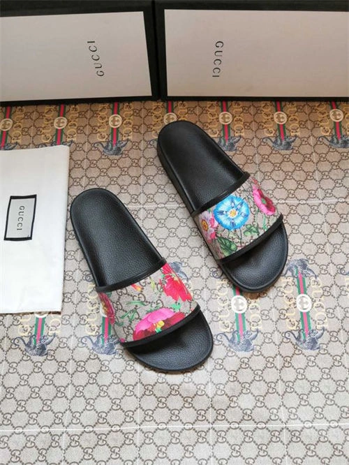 Bright Gocci Slipper 5725