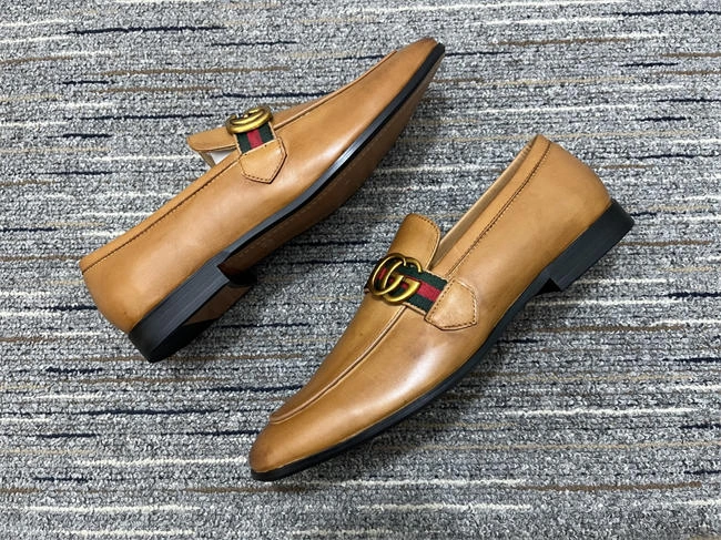 highperformance G*u*i loafer 348