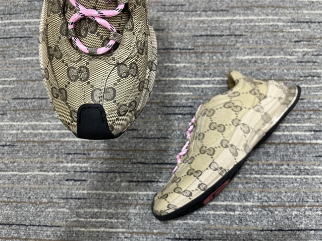 G*u*i rhyton sneaker zipup 262