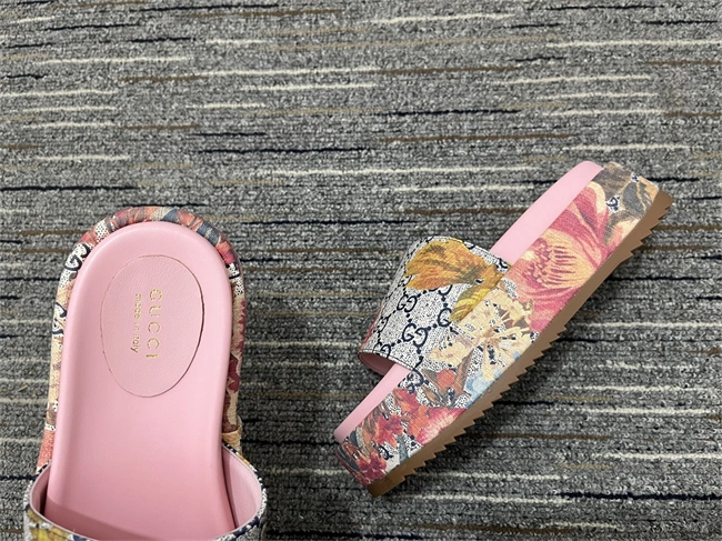 moisturewicking G*u*i slide 393