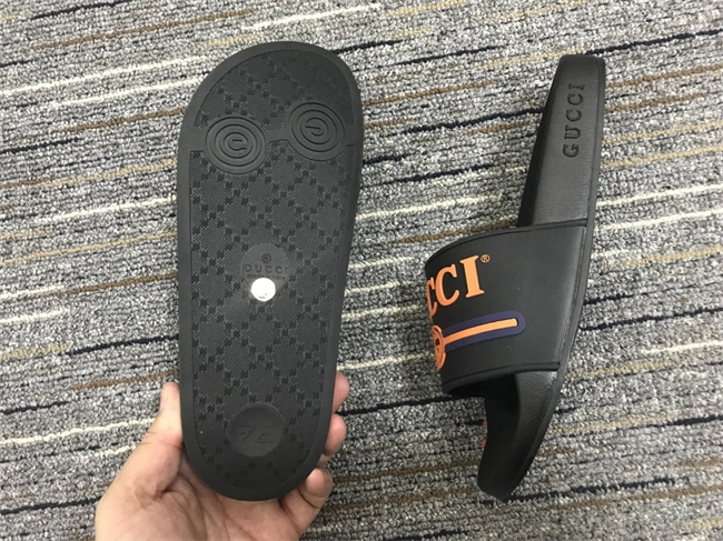 weatherproof G*u*i slide 445