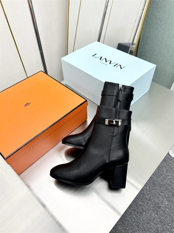 Comfortable H Boot 2416