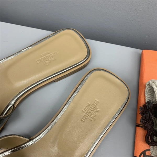 H Slipper Refined 2328