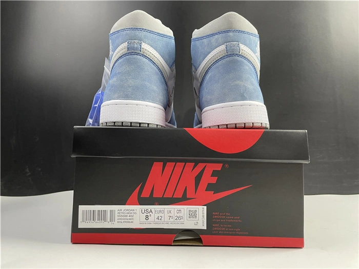 Sustainable Jordan1 Retro Hyper Royal Smoke Grey 555088- 3603
