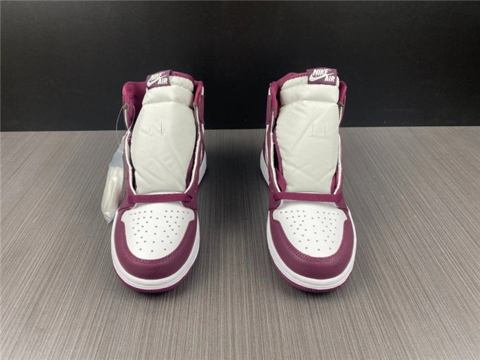 Jordan1 Retro OG Bordeaux 555088- WrinkleFree 3717