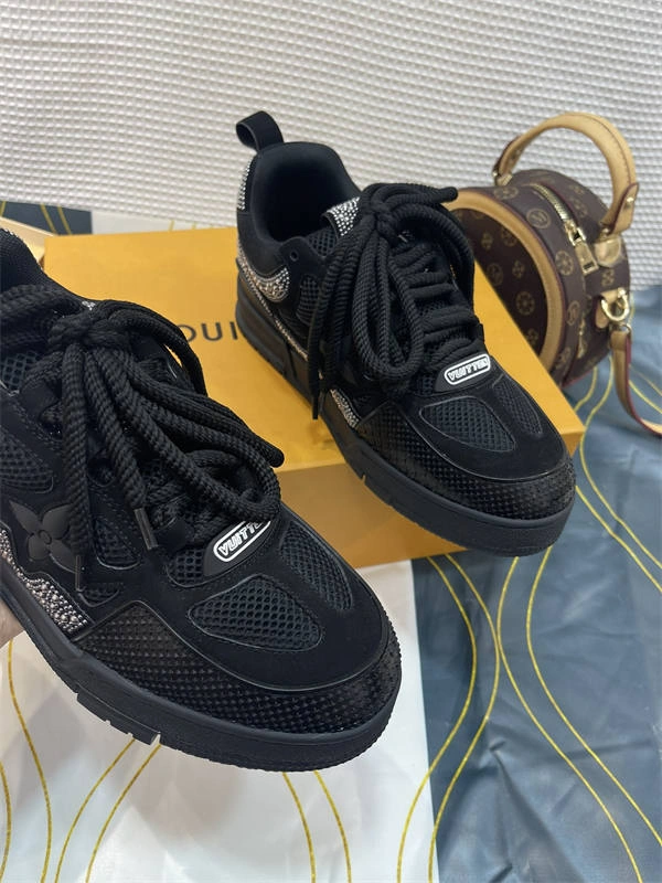 LV WellDesigned 1753