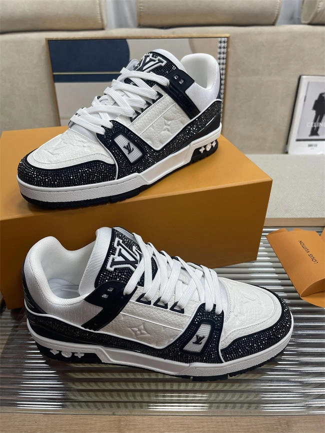 SmartChoice Lv Trainer Sneaker 2111