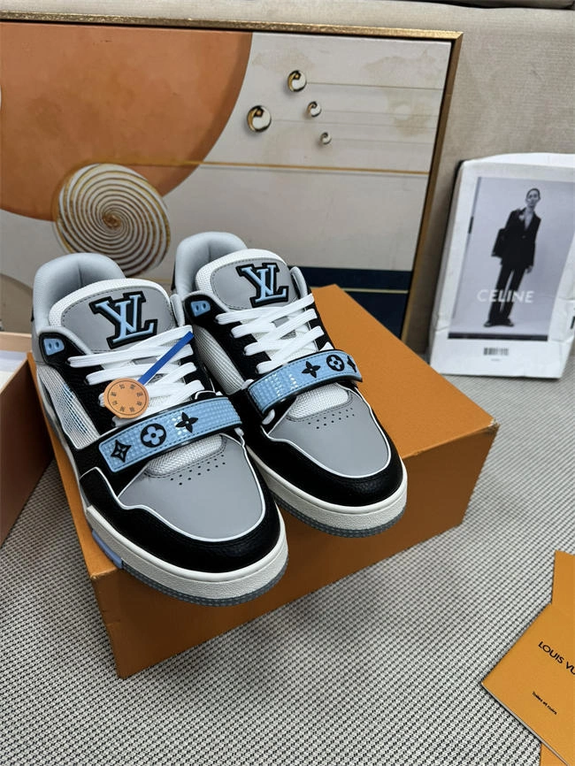 Lv Trainer Sneaker Soft 2017