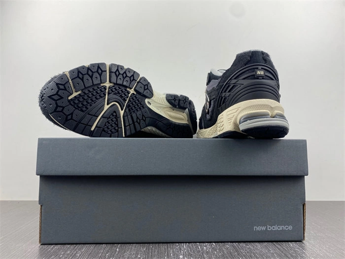 New Balance 1906D Protection Pack Black M1906DD Thermal 5840