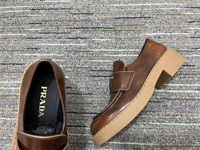 EasyMatch Prada Loafer Women 3335